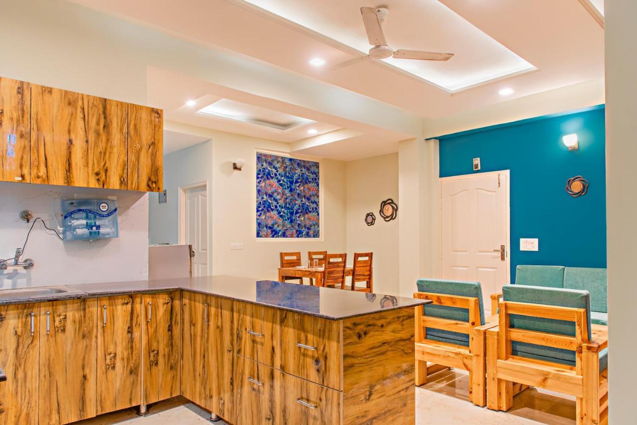 The Hillcrest Paradise Касаули Екстериор снимка